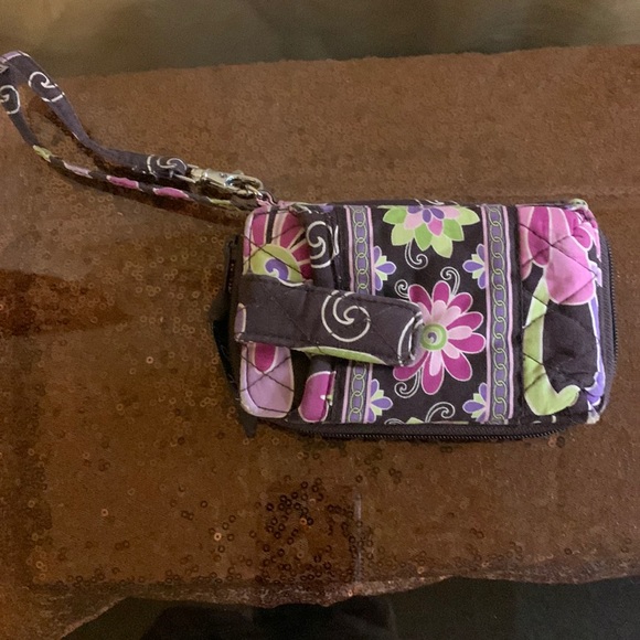 Vera Bradley Wallet/Smartphone Holder and Wristlet - EUC - Picture 1 of 11